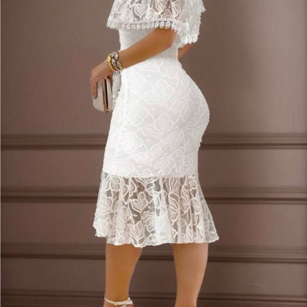 Elegant White Lace Maxi Dress